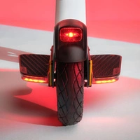 Pure Mclaren MP4/4 710W 12Ah czerwono-biały 15,5 mil/h 31 mil zasięgu